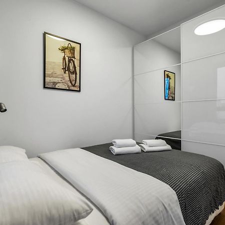 Metro Wierzbno Cosy Apartment Warsaw Exterior photo